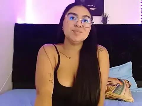 Kattyevanss from StripChat
