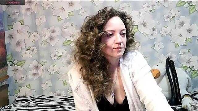 KattyLuuu from StripChat