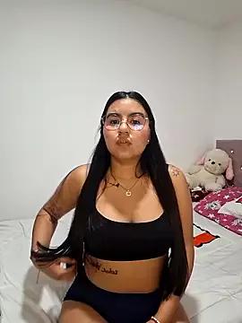 katyevans14 from StripChat is Freechat