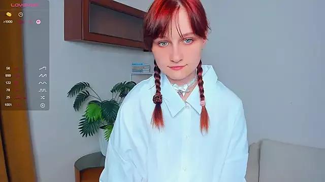 KatyKufel from StripChat is Freechat