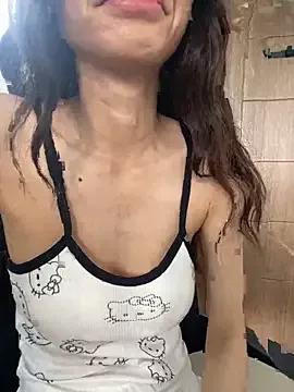 Katyna2k from StripChat is Freechat