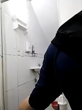 Katyuskka_love from StripChat is Freechat