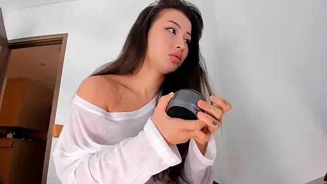 kawaii_mia from StripChat