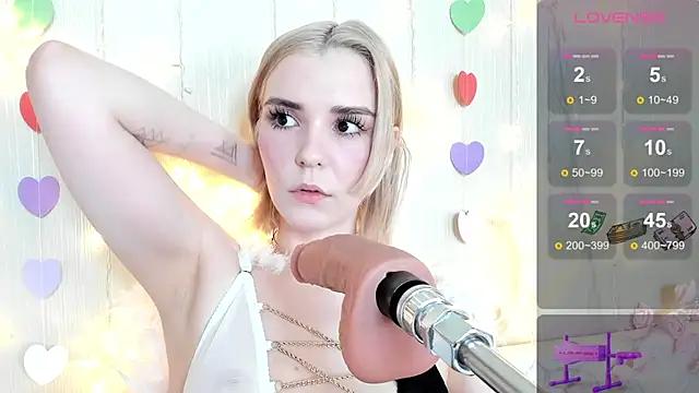 Kaya_Devis from StripChat