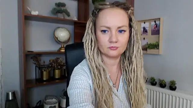 KayaMagic from StripChat