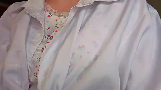 KayleeAgney from StripChat is Freechat