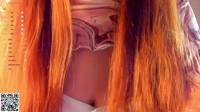 KeeleyBagge from StripChat