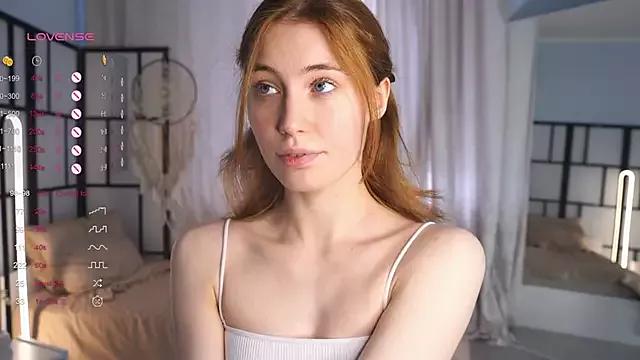 KeeleyCreswell from StripChat