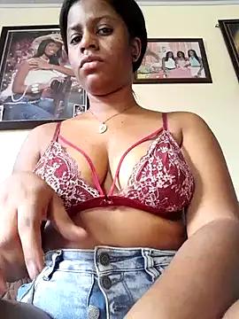 kelleysinedd from StripChat