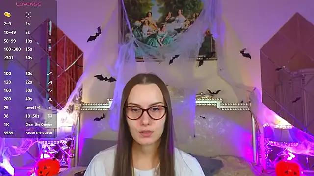 Kelly_Cartier from StripChat