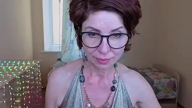 Kelly_Fleur from StripChat