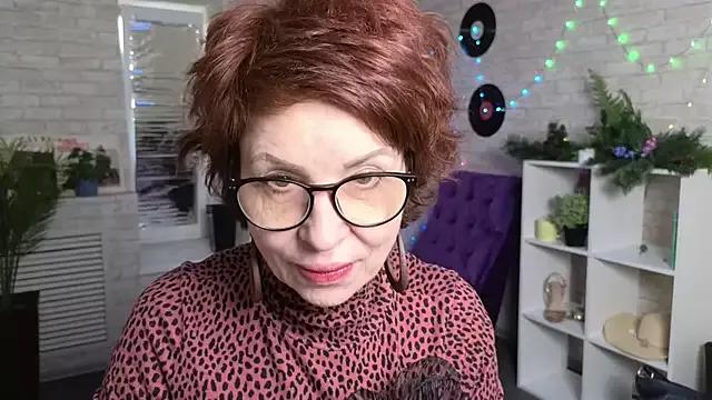 Kelly_Fleur from StripChat
