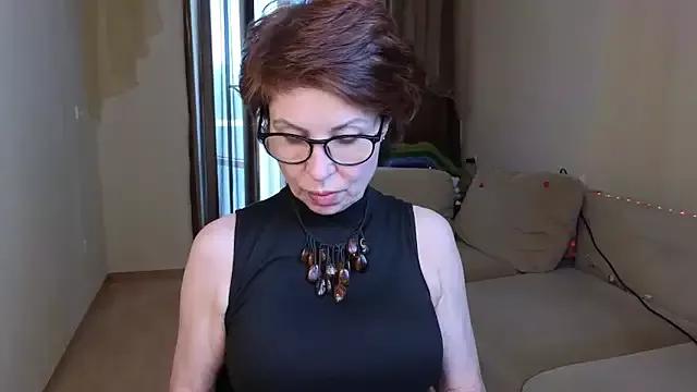 Kelly_Fleur from StripChat