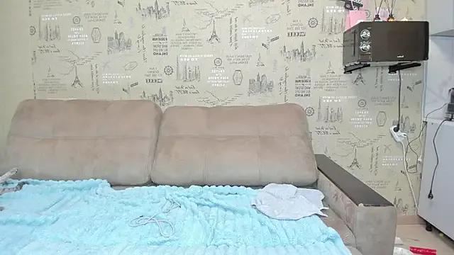 Kelly_Gerzikaa from StripChat is Freechat