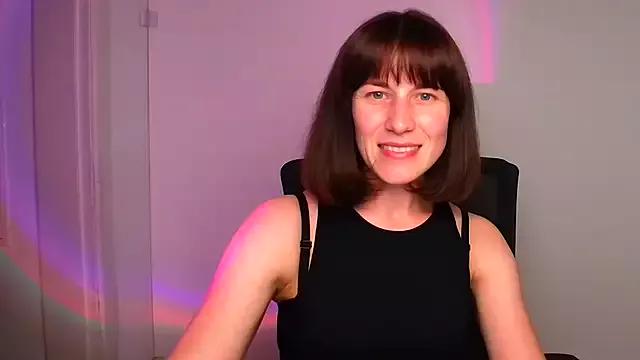 Kelly_Kisss from StripChat is Freechat