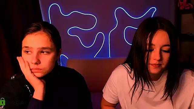 kelly_may1 from StripChat is Freechat