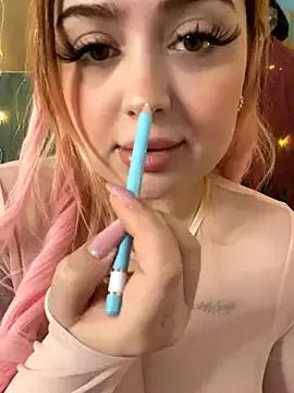 KellyMoors from StripChat