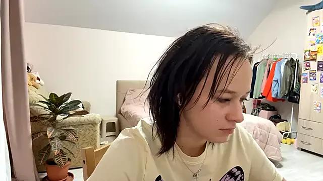 KellySayli from StripChat is Freechat