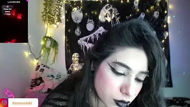kemmadakii from StripChat