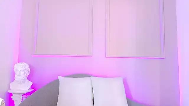 kendall_wesst from StripChat is Freechat