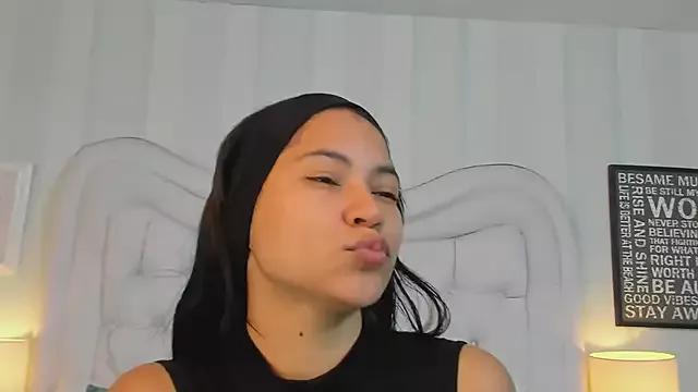 KendallFoster from StripChat is Freechat