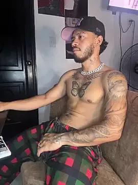 Kenny_zero from StripChat