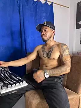 Kenny_zero from StripChat