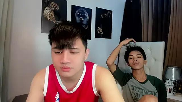 KentAivan from StripChat is Freechat