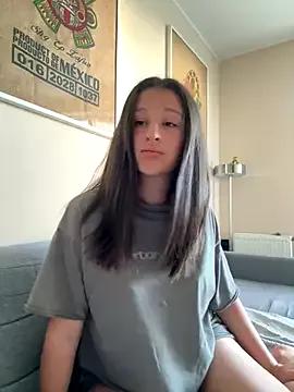 Keri_Clark from StripChat is Freechat