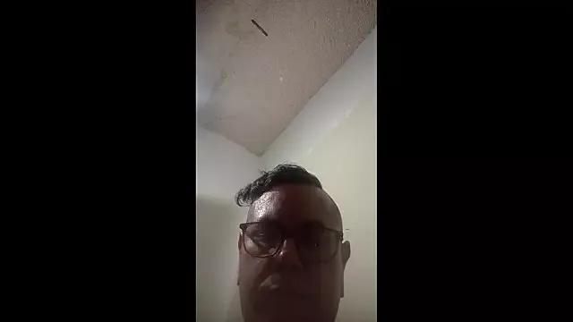 Kerrry_Caverga from StripChat