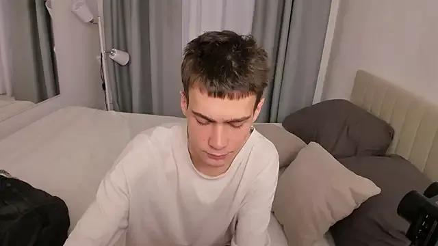 Kevin_Kesi from StripChat is Freechat