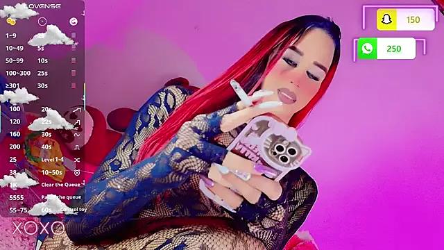 kiimpinkts from StripChat