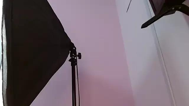 kiity_horny_ from StripChat is Freechat