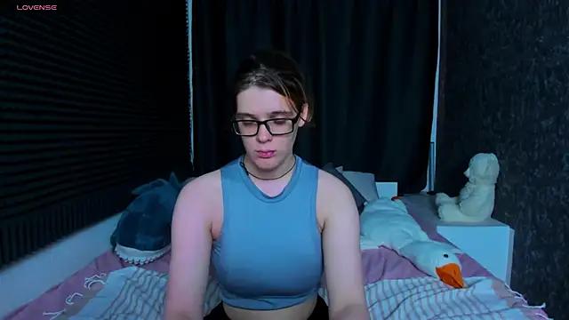 KIKI_Krash from StripChat