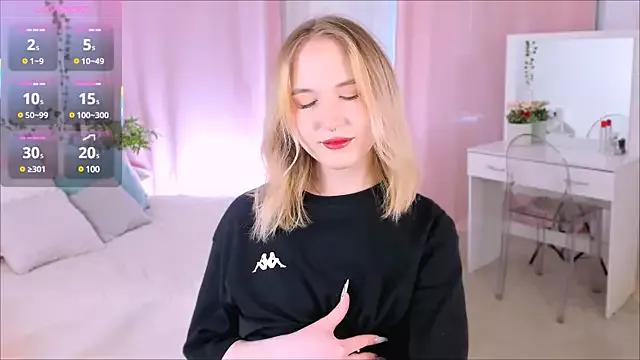 kikishyness from StripChat
