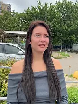 KikiWatson from StripChat