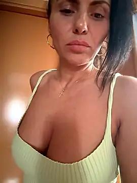 KimKelly13 from StripChat