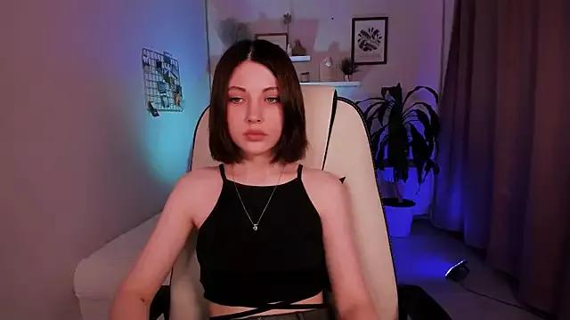 Kimmie_shine from StripChat