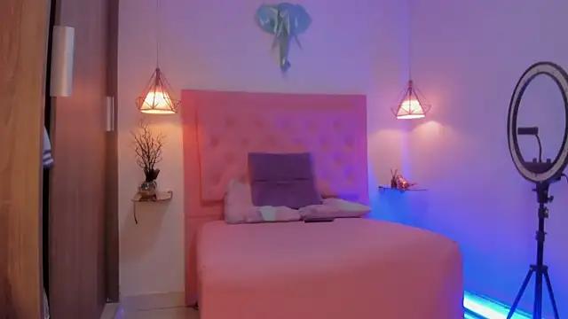 kimmy099 from StripChat