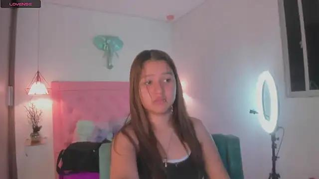 kimmy099 from StripChat