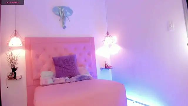 kimmy099 from StripChat