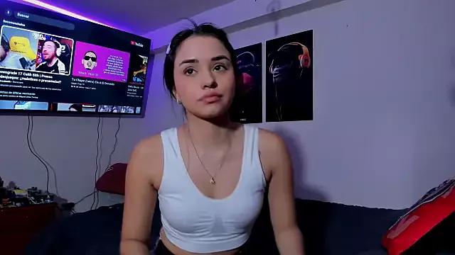 Kimmymadison- from StripChat
