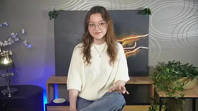KinaArris from StripChat is Freechat