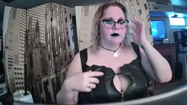 Kinky_Witch from StripChat