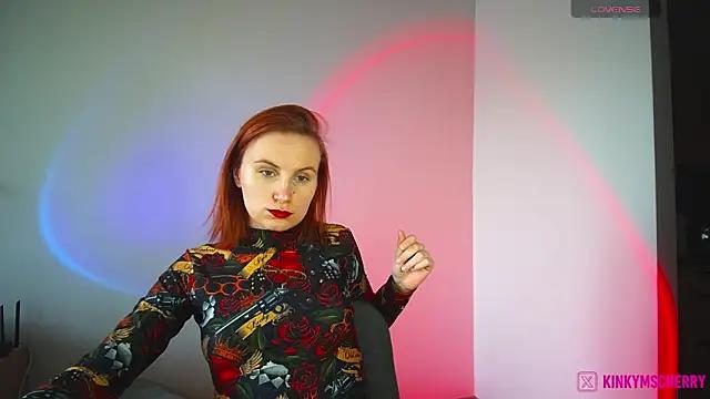 KinkyMissCherry from StripChat