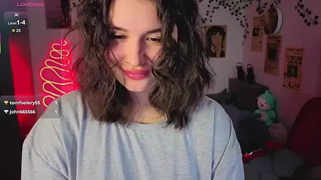 kira_kick from StripChat is Freechat