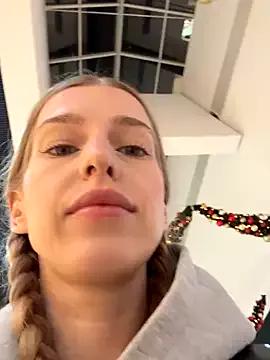 kira_mia from StripChat is Freechat