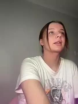 KiraDOLL webcams show profile image 