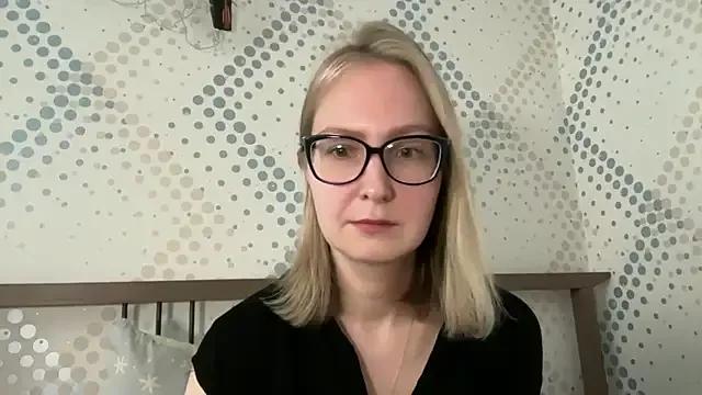 KiraxFate from StripChat is Freechat