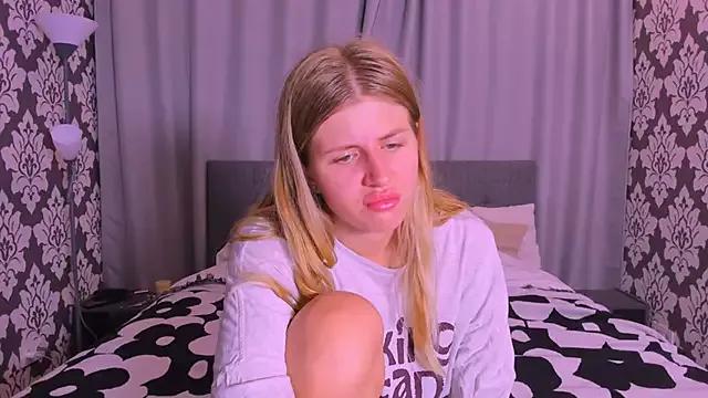 kirraa_ from StripChat